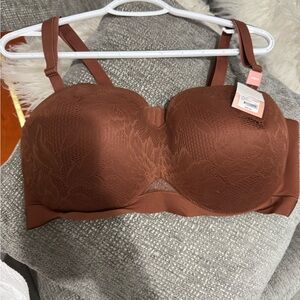 Elegant Lace Underwire Bra in Brown